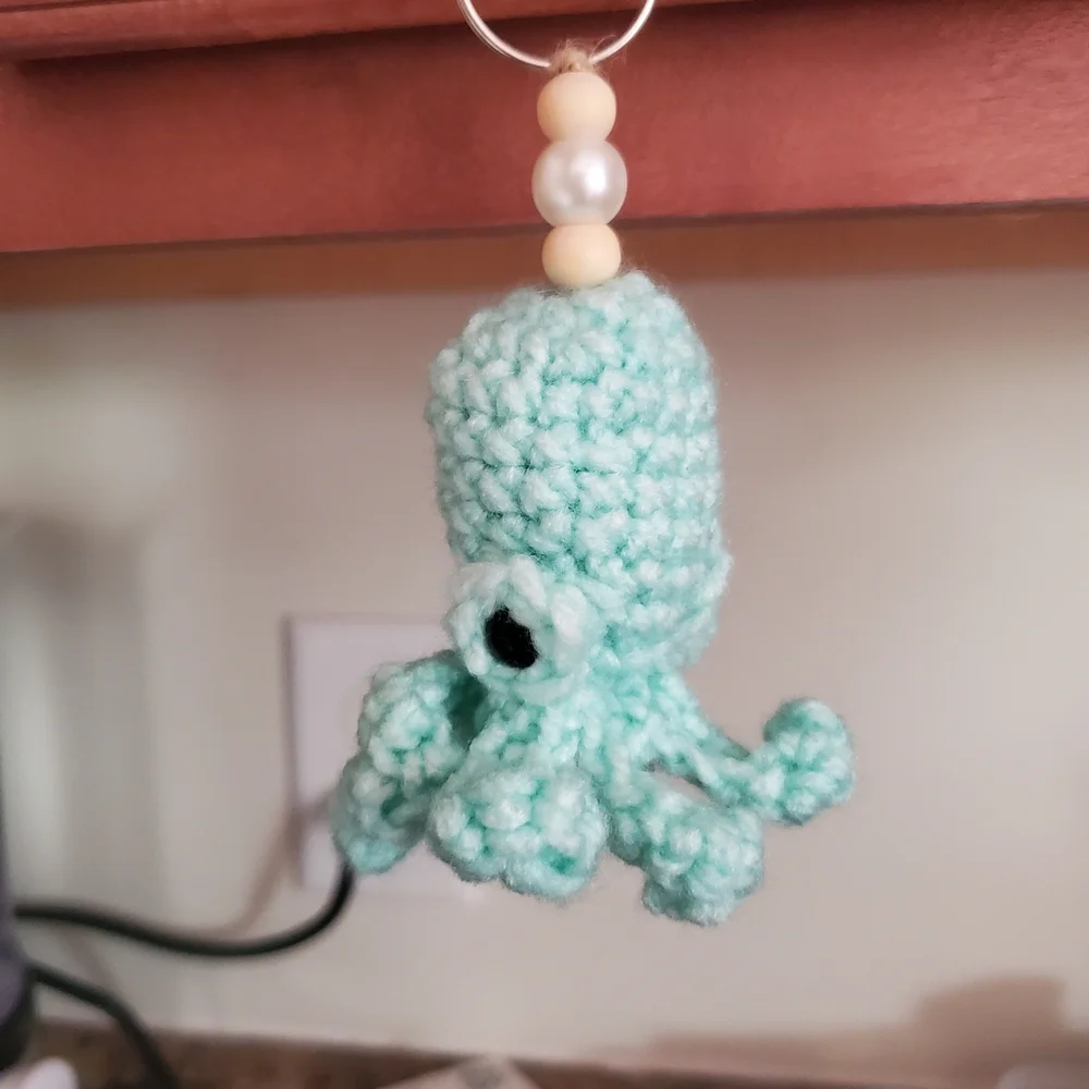 💎$3 WITH BUNDLE💎 Handmade Octopus Keychain